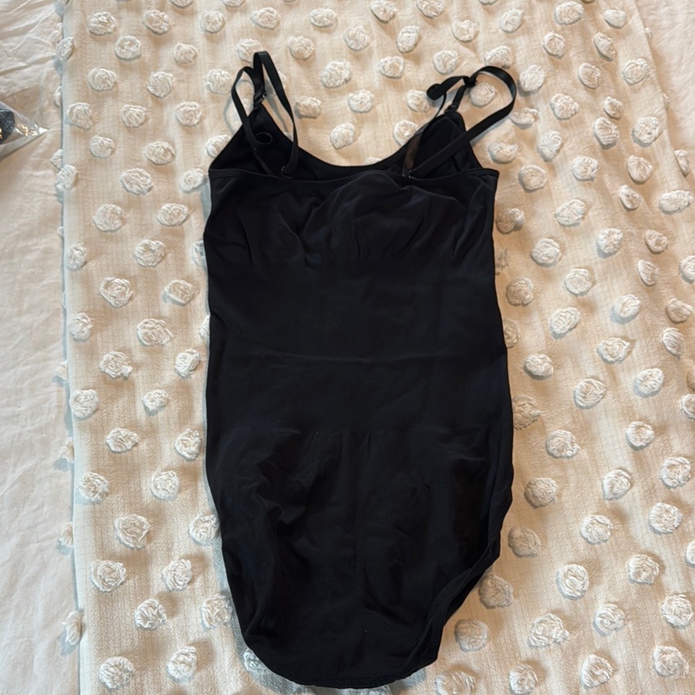 Black One-Piece Shapewear - Picture 3 of 3